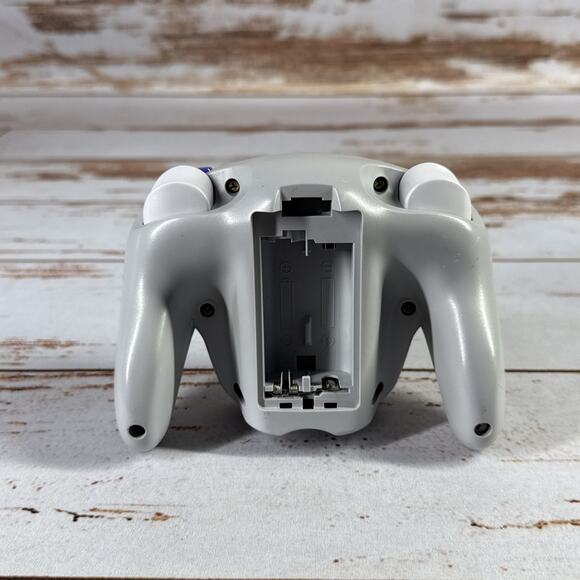 Nintendo Gamecube Wavebird Wireless Controller OEM No Dongle or Battery Cover - Picture 2 of 7